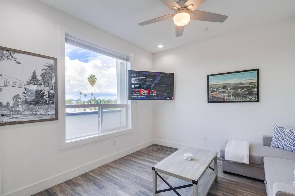 Park Blvd Paradise 303 King Bed With A Private Spa San Diego Exterior photo
