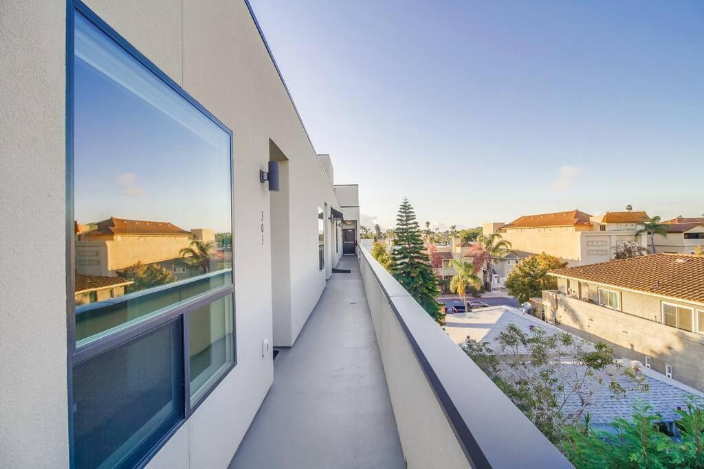 Park Blvd Paradise 303 King Bed With A Private Spa San Diego Exterior photo